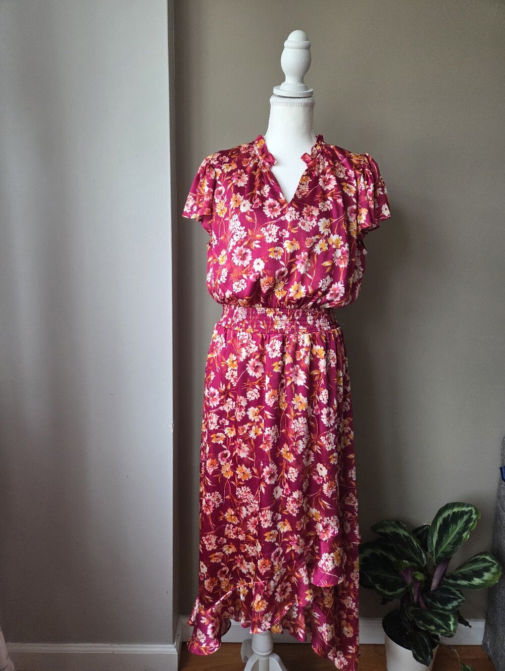 CeCe Pink Floral Smocked Waist Midi Dress Flutter Sleeve Size M - Picture 2 of 6